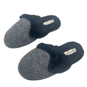 Jessica Simpson Women’s Gray Faux Fur Lined Cozy House Slippers – Sz 8.5